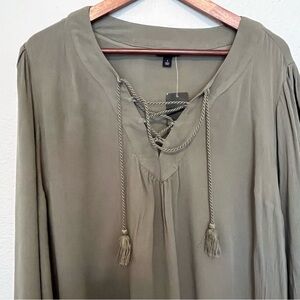 NWT torrid Olive Green Long Sleeve Gauze Lace-Up V-Neck Women's Top Size 1X
